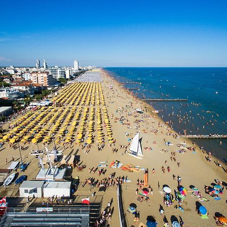 Mansarda 7 Trilocale, Bafile241 - 2' Piano No Ascensore - Adria Holiday Jesolo - Family Apartment 外观 照片